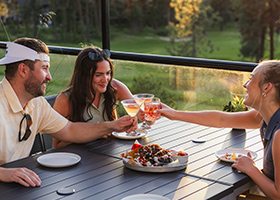 Golf + Dine Specials at Gallagher's Canyon!